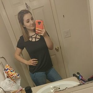 Meet your Posher, Alyssa